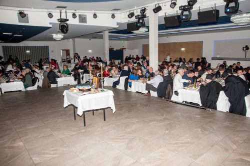 DIM_8597